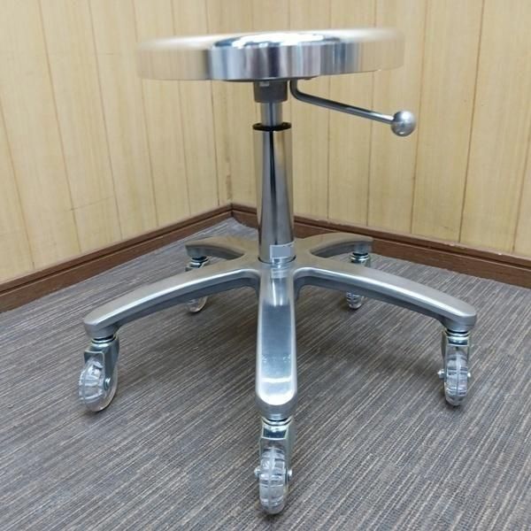 タカラベルモント スツール シルバー 椅子 Dスツール 回転イス 回転