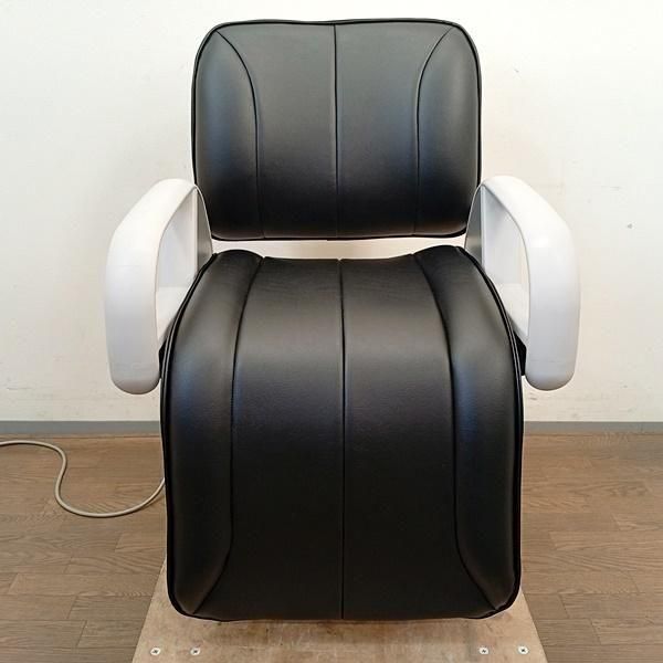 中古/A】☆新品レザー張替済み！☆タカラベルモント『電動