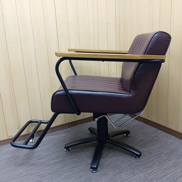 中古/A】ビューティガレージ『スタイリングチェア Dr.SPINE（スパイン