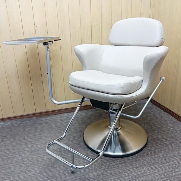 【送料込み】 美容室　中古スタイリングチェア　セット椅子 セットイス 中古のカテゴリのご紹介です - 中古理美容器具・美容