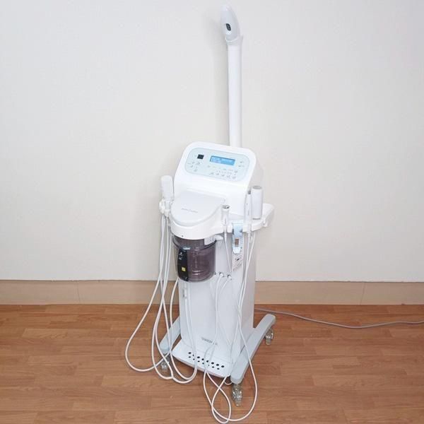 中古/A】滝川『エステ機器 GRATIS（グラティス）301 ホワイト