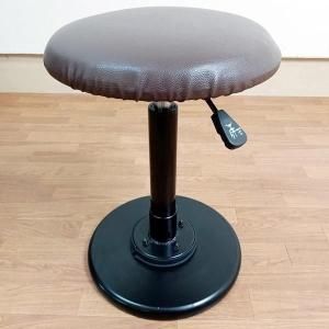 スツールのご紹介です -リビキキネット