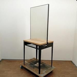 <img class='new_mark_img1' src='https://img.shop-pro.jp/img/new/icons1.gif' style='border:none;display:inline;margin:0px;padding:0px;width:auto;' />�����/A�ۥ�����٥���ȡ�ξ�̼�Ω�ɥ�å��� THEIA Mirror�ʥƥ����ߥ顼�˥֥�å�/ŷ�ĥʥ�����֥饦��١�KD251083