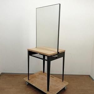 <img class='new_mark_img1' src='https://img.shop-pro.jp/img/new/icons1.gif' style='border:none;display:inline;margin:0px;padding:0px;width:auto;' />�����/A�ۥ�����٥���ȡ�ξ�̼�Ω�ɥ�å��� THEIA Mirror�ʥƥ����ߥ顼�˥֥�å�/ŷ�ĥʥ�����֥饦��١�KD251084