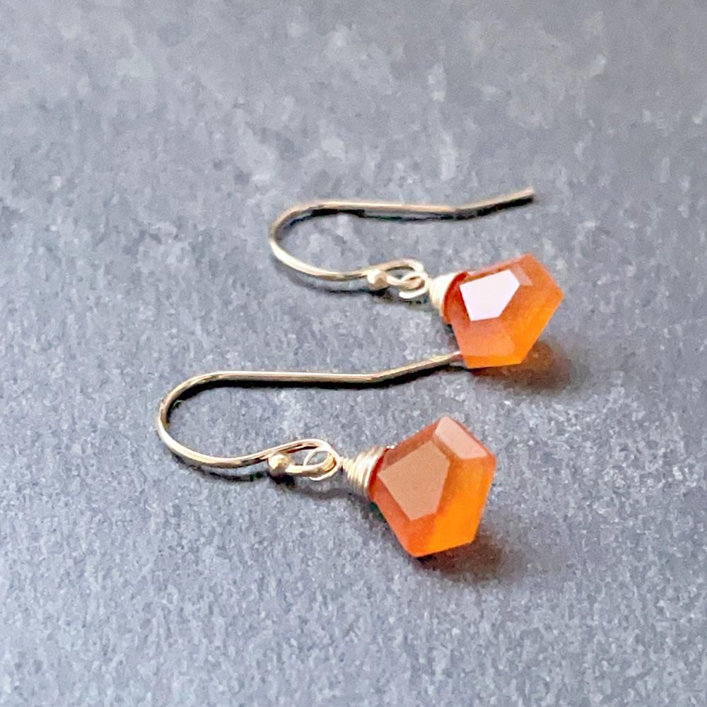 SALE特価1点物ペアカーネリアンのピアスチャーム2ペア SALE特価1点物ペアカーネリアンのピアスチャーム2ペア