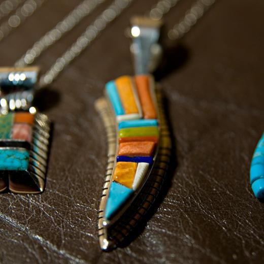 David Tune NAVAJO “Multi Inlay Silver Pendant” - セレクトショップ