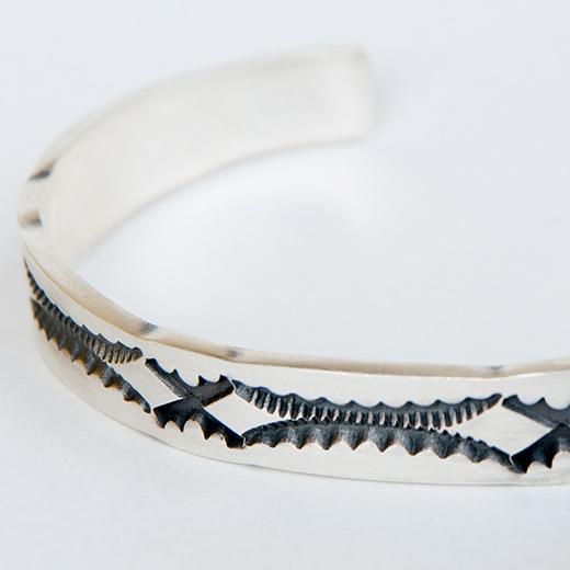 Nora Bill NAVAJO“Bangle(Leaf Motif)” - セレクトショップ